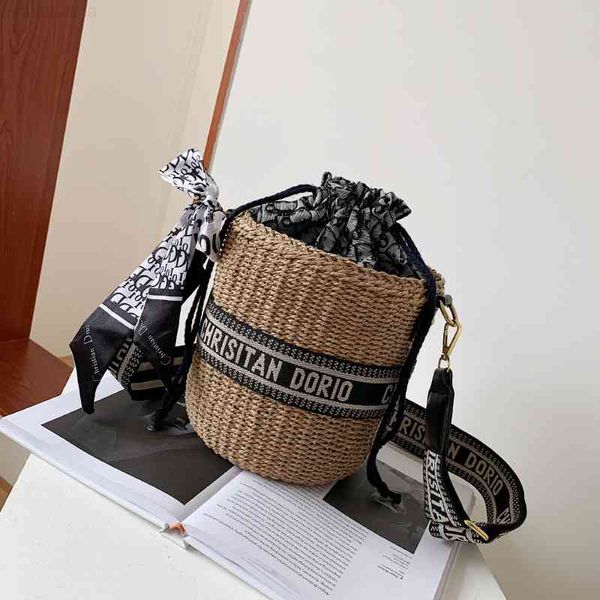 handbag net red bag female 2021 fashion versatile portable webbing bucket popular woven one shoulder messenger
handbag net red bag female 2021 fashion versatile portable webbing bucket popular woven one shoulder messenger