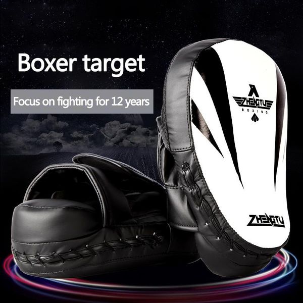 sand bag boxer target thickening protective gear curved boxing training sanda equipment muay thai fighting hand
sand bag boxer target thickening protective gear curved boxing training sanda equipment muay thai fighting hand