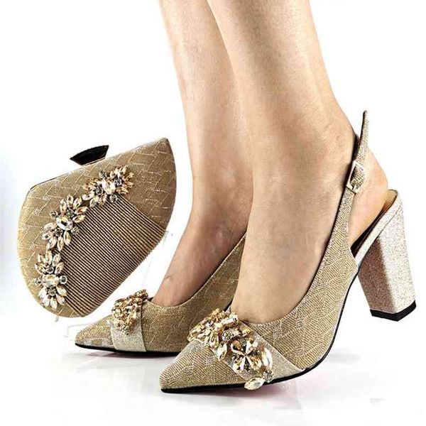 italian design nigerian arrival fashion special crystal style elegant gold color party wedding women shoes and bag set 210824, Black
italian design nigerian arrival fashion special crystal style elegant gold color party wedding women shoes and bag set 210824, Black