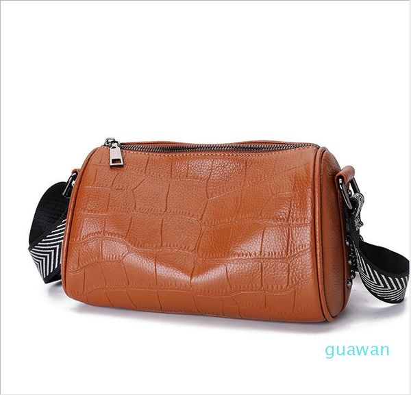 evening bags crocodile grain leather female head layer cowhide casual all-match one shoulder cross-slung ladies bag
evening bags crocodile grain leather female head layer cowhide casual all-match one shoulder cross-slung ladies bag