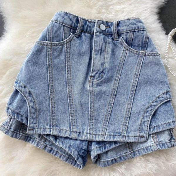 women's shorts 2021 summer design sense fake two piece retro short jeans female skirt pants high waist denim wide leg, White;black
women's shorts 2021 summer design sense fake two piece retro short jeans female skirt pants high waist denim wide leg, White;black