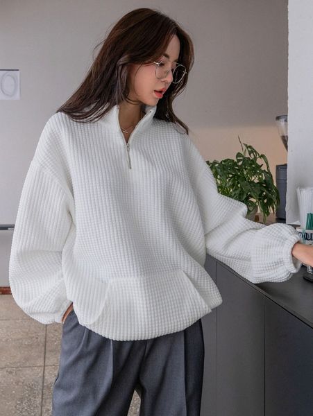 dazy quilted half zipper kangaroo pocket drop shoulder sweatshirt 15it#, White;black
dazy quilted half zipper kangaroo pocket drop shoulder sweatshirt 15it#, White;black