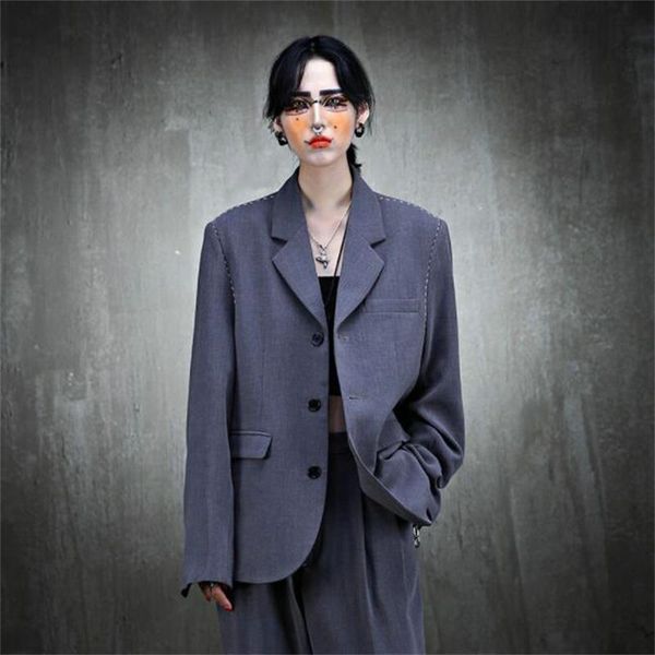 men's suits & blazers business casual suit korea chao brand quilted thread single breasted loose fashion coat, White;black
men's suits & blazers business casual suit korea chao brand quilted thread single breasted loose fashion coat, White;black