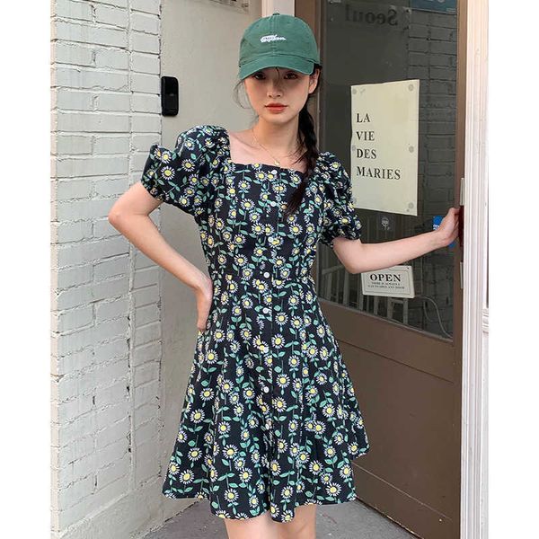 lin 13 per second summer bubble sleeve casual short skirt small french a-line 8570, Black
lin 13 per second summer bubble sleeve casual short skirt small french a-line 8570, Black
