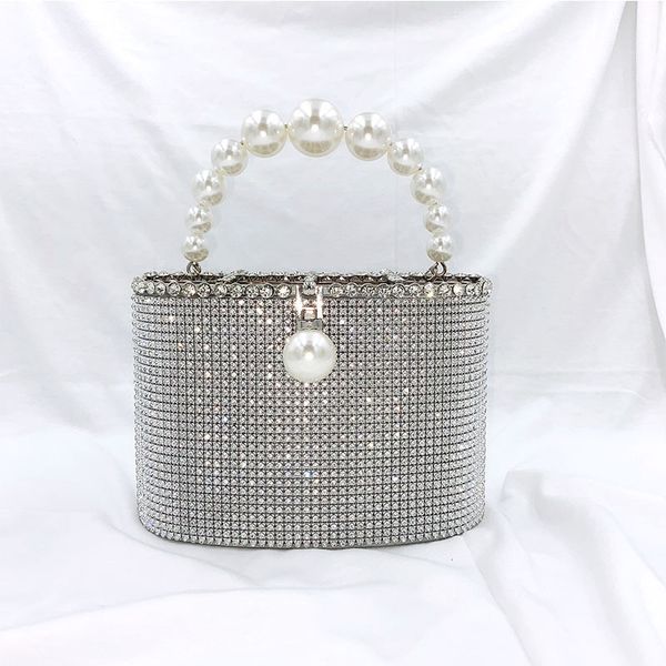 ladies wedding clutch bag luxury women evening party purse and handbag fashionable pearl handle silver crystal clutch zd2144
ladies wedding clutch bag luxury women evening party purse and handbag fashionable pearl handle silver crystal clutch zd2144