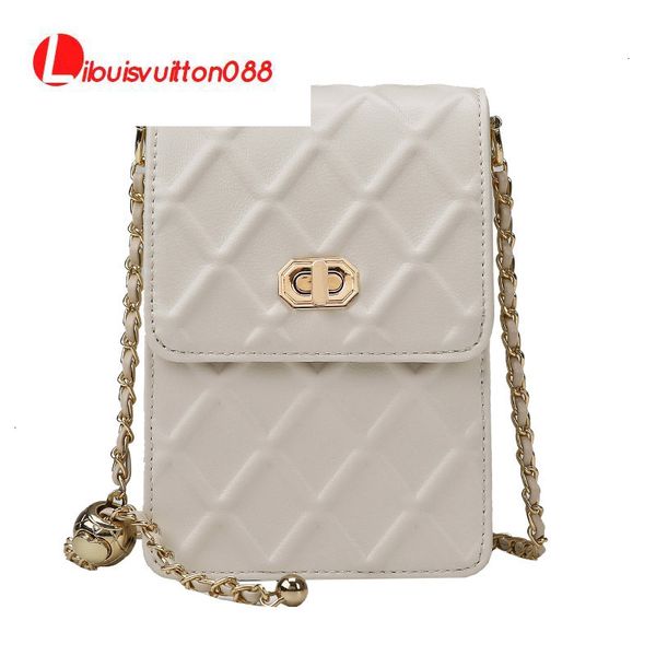 designer handbags ladies bag 2021 fashion messenger vertical mini one shoulder small xiangfeng lingge mobile phone for women
designer handbags ladies bag 2021 fashion messenger vertical mini one shoulder small xiangfeng lingge mobile phone for women