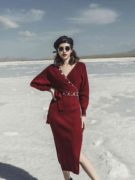 casual dresses autumn winter women vintage elegant slim pearls diamonds knitting korean v-neck side slit red tight wool g8s6, Black;gray
casual dresses autumn winter women vintage elegant slim pearls diamonds knitting korean v-neck side slit red tight wool g8s6, Black;gray