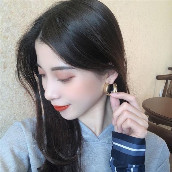 dangle & chandelier vocrm korean ladies fashion all-match simple and round ear buckle earrings trend gold/silver color retro for women gift
dangle & chandelier vocrm korean ladies fashion all-match simple and round ear buckle earrings trend gold/silver color retro for women gift