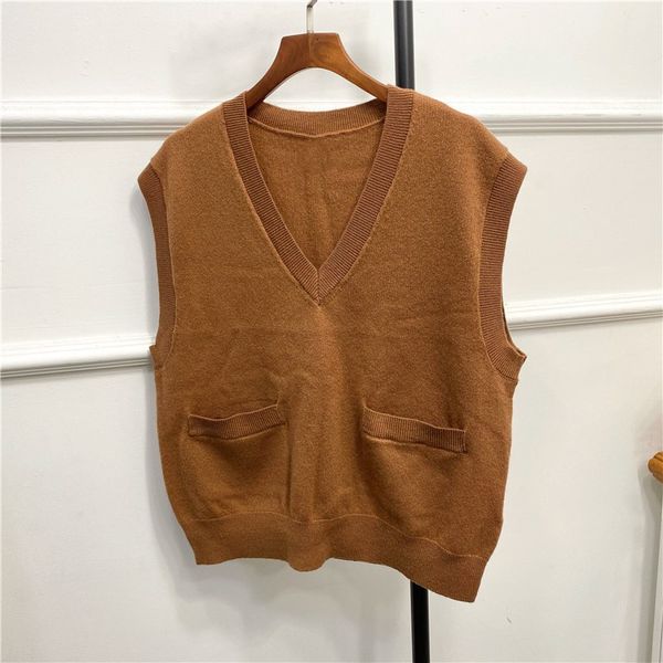 sweaters four colors vest women v-neck sleeveless loose knit sweaters with pockets, White;black
sweaters four colors vest women v-neck sleeveless loose knit sweaters with pockets, White;black