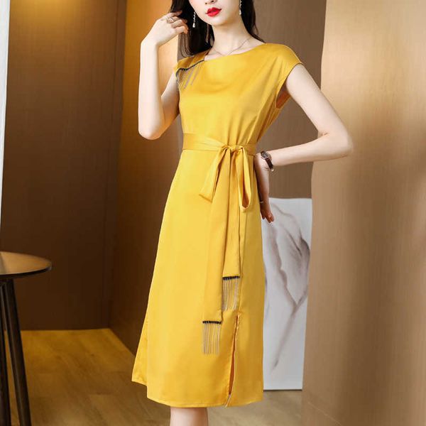 summer korean fashion silk dresses women short sleeve office lady bodycon plus size sheath vintage 210531, Black;gray
summer korean fashion silk dresses women short sleeve office lady bodycon plus size sheath vintage 210531, Black;gray