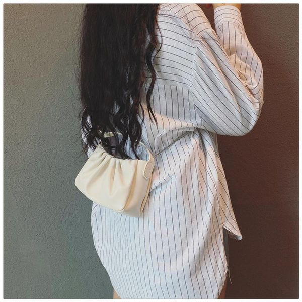 mini chain small bag female 2021 trendy summer portable messenger wild fold dumpling cloud shoulder bags
mini chain small bag female 2021 trendy summer portable messenger wild fold dumpling cloud shoulder bags