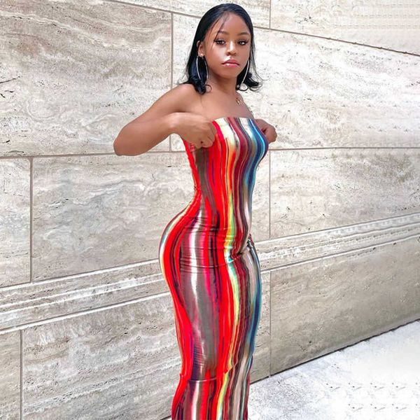 european and american fashion printed dress 2021 spring new one word bra temperament skirt wholesale, Black;gray
european and american fashion printed dress 2021 spring new one word bra temperament skirt wholesale, Black;gray