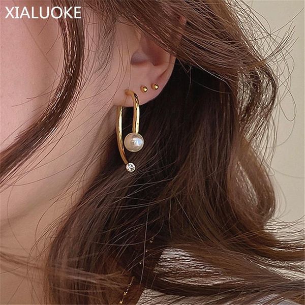 stud xialuoke hiphop rock metal zircon pearl earrings women geometric temperament joker piercing jewelry accessories, Golden;silver
stud xialuoke hiphop rock metal zircon pearl earrings women geometric temperament joker piercing jewelry accessories, Golden;silver