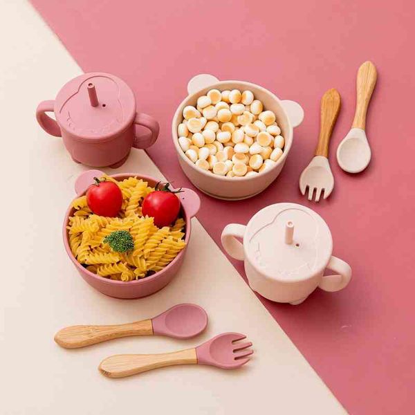4pcs baby silicone bowl feeding tableware set strong sucker bowl straw cup fork spoon cartoon shape children's dinnerware sets g1210
4pcs baby silicone bowl feeding tableware set strong sucker bowl straw cup fork spoon cartoon shape children's dinnerware sets g1210