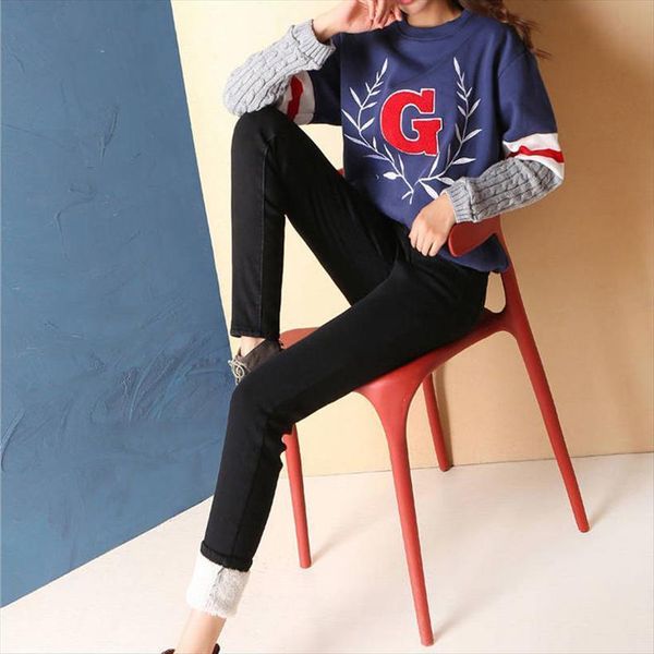 fashion street wear stretch women shorts waist skinny jeans super warm plus size woman elastic high denim pants pencil, White;black
fashion street wear stretch women shorts waist skinny jeans super warm plus size woman elastic high denim pants pencil, White;black