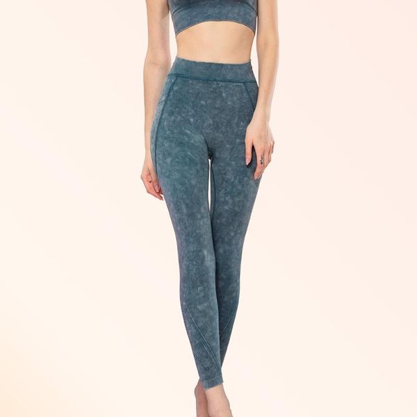 women's leggings nylon seamless jacquard for fitness quick-drying sports legging high-waisted hips slim fit bottom pants, Black
women's leggings nylon seamless jacquard for fitness quick-drying sports legging high-waisted hips slim fit bottom pants, Black