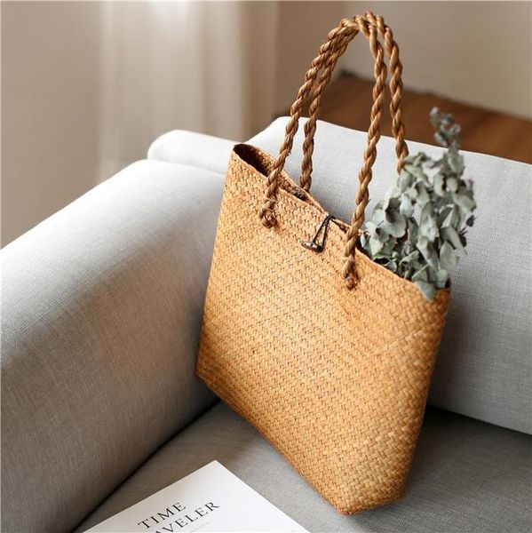 storage bags seaweed flower basket vintage wind hand-woven handbag sundries bag ornament
storage bags seaweed flower basket vintage wind hand-woven handbag sundries bag ornament