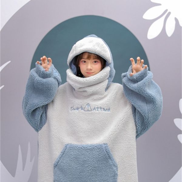 autumn and winter new 2021 korean version self closing shark thickened cashmere design sense of minority couple men's women's swea, Black
autumn and winter new 2021 korean version self closing shark thickened cashmere design sense of minority couple men's women's swea, Black