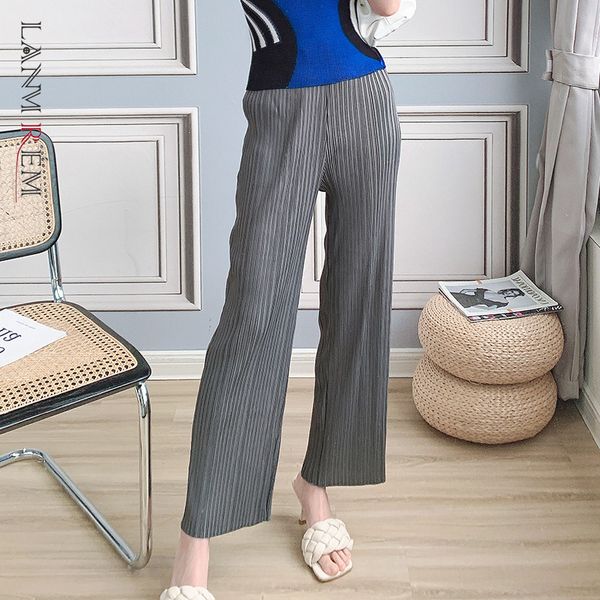 solid color pleated wide leg pants women's high waist summer fashion temperament gray trousers 2d3615 210507, Black;white
solid color pleated wide leg pants women's high waist summer fashion temperament gray trousers 2d3615 210507, Black;white