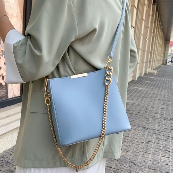 evening bags women's designer fashion chain one shoulder tote bag pu leather crossbody luxury handbags
evening bags women's designer fashion chain one shoulder tote bag pu leather crossbody luxury handbags