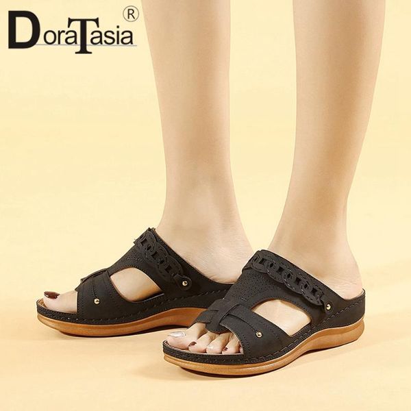 retro concise ladies summer beach slippers casual outdoor indoor women platform wedges shoes woman, Black
retro concise ladies summer beach slippers casual outdoor indoor women platform wedges shoes woman, Black