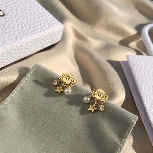 d dijia mini earrings gold rhinestone pearl pentagon star fashion modeling 925 silver needle earrings for women, Golden
d dijia mini earrings gold rhinestone pearl pentagon star fashion modeling 925 silver needle earrings for women, Golden