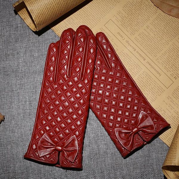 five fingers gloves women sheepskin warm ladies autumn winter driving riding cycling touch screen mittens bow leather fashion luxury, Blue;gray
five fingers gloves women sheepskin warm ladies autumn winter driving riding cycling touch screen mittens bow leather fashion luxury, Blue;gray