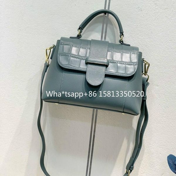 waist bags 2021 fashion crocodile pattern luxury women lady bag italian layer cowhide handbags purse leather hand collection
waist bags 2021 fashion crocodile pattern luxury women lady bag italian layer cowhide handbags purse leather hand collection