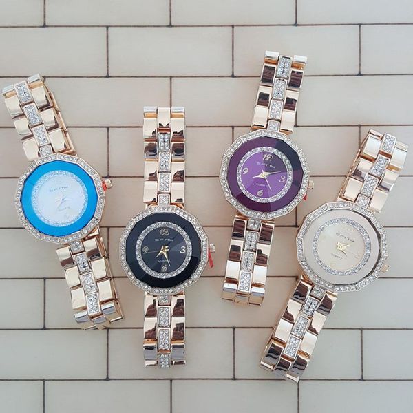 wristwatches 2021 arrival luxury women watches rhinestone crystal polygon dial lady dress watch analog quartz relogio, Slivery;brown
wristwatches 2021 arrival luxury women watches rhinestone crystal polygon dial lady dress watch analog quartz relogio, Slivery;brown