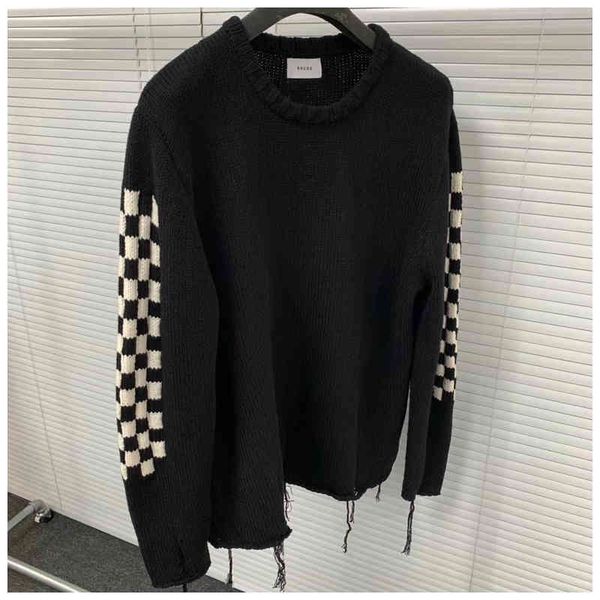 men's t-shirts rhude england style men's clothing o-neck old sweater casual trend personalized tassel plaid ripped for boys wure, White;black
men's t-shirts rhude england style men's clothing o-neck old sweater casual trend personalized tassel plaid ripped for boys wure, White;black