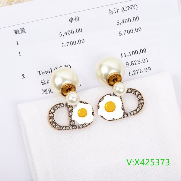 special offer 2021 luxury designer jewelry 2021 new pearl letter baby star with two earrings, Golden;silver
special offer 2021 luxury designer jewelry 2021 new pearl letter baby star with two earrings, Golden;silver