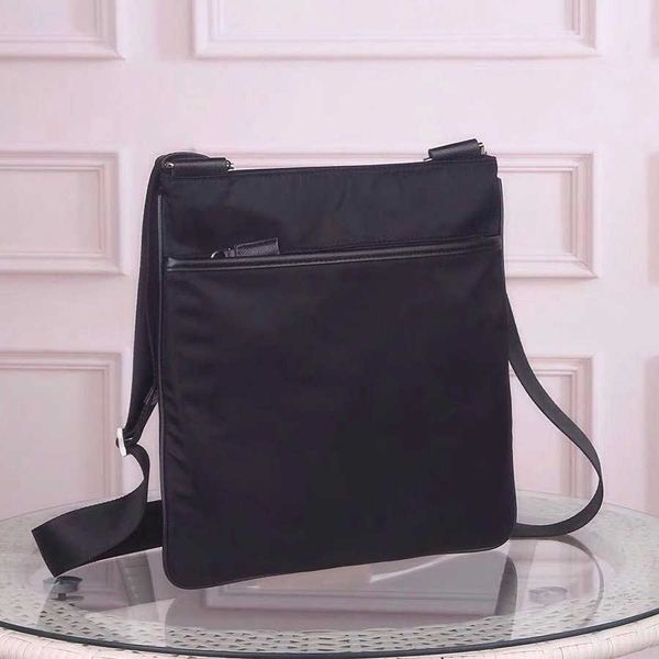 classic flower canvas messenger men fashion crossbody single shoulder briefcase parachute fabric computer mobile phone storage bag
classic flower canvas messenger men fashion crossbody single shoulder briefcase parachute fabric computer mobile phone storage bag