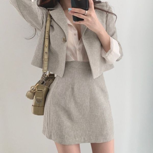 casual dresses blazer suits skirt complete sleeve short thin jacket waist skirts vintage 2 pieces together, Black;gray
casual dresses blazer suits skirt complete sleeve short thin jacket waist skirts vintage 2 pieces together, Black;gray