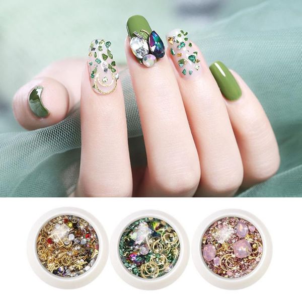 glitter micro diamond broken crystal sand mixed nail art diy uv epoxy resin mold decoration jewelry decorations, Silver;gold
glitter micro diamond broken crystal sand mixed nail art diy uv epoxy resin mold decoration jewelry decorations, Silver;gold
