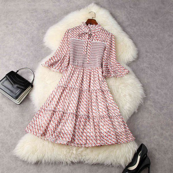 casual dresses spring 3/4 sleeve round neck red geometric print chiffon ribbon tie bow panelled knee-length dress elegant 21m2311978 405a, Black;gray
casual dresses spring 3/4 sleeve round neck red geometric print chiffon ribbon tie bow panelled knee-length dress elegant 21m2311978 405a, Black;gray