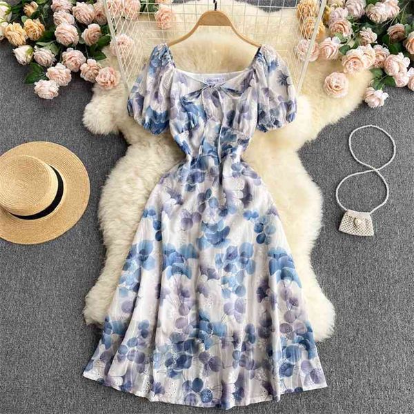 korean women summer dress vintage floral print short-sleeve lace-up square collar high waist a-line casual female party 210603, Black;gray
korean women summer dress vintage floral print short-sleeve lace-up square collar high waist a-line casual female party 210603, Black;gray