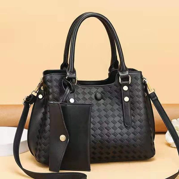 selling brand handbags 2021 boston women's european and american style one-shoulder messenger bag shoulder bags
selling brand handbags 2021 boston women's european and american style one-shoulder messenger bag shoulder bags
