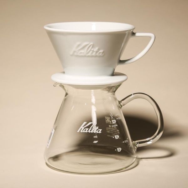 coffee pots japan kalita hand punch pot set household drip filter cup glass sharing tool
coffee pots japan kalita hand punch pot set household drip filter cup glass sharing tool