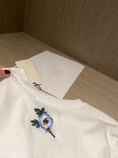 men's 21 summer early spring brand new fashion and women's wear couple embroidery flower double g short sleeve, Gray
men's 21 summer early spring brand new fashion and women's wear couple embroidery flower double g short sleeve, Gray