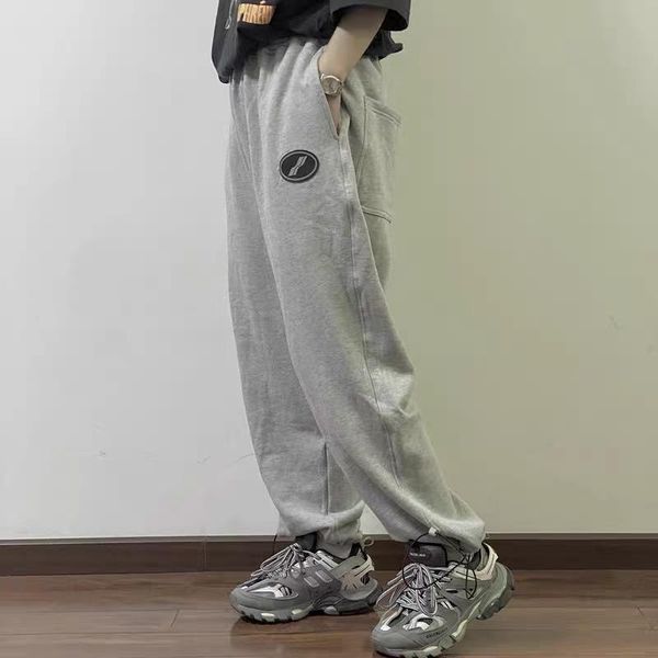 men's pants 2021 we11done straight-leg trousers loose casual men women can y pull the feet of sports, Black
men's pants 2021 we11done straight-leg trousers loose casual men women can y pull the feet of sports, Black