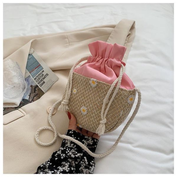 duffel bags woven small bag female 2021 summer style straw lace chrysanthemum one-shoulder fashion messenger
duffel bags woven small bag female 2021 summer style straw lace chrysanthemum one-shoulder fashion messenger