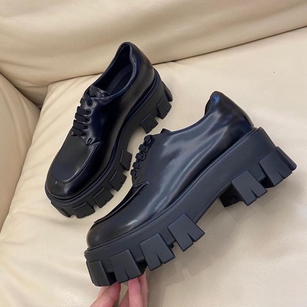 2021 latest womens fashion shoes leather upper classic rubber thick sole calf muffin design luxurious and size for 35-42, Black
2021 latest womens fashion shoes leather upper classic rubber thick sole calf muffin design luxurious and size for 35-42, Black