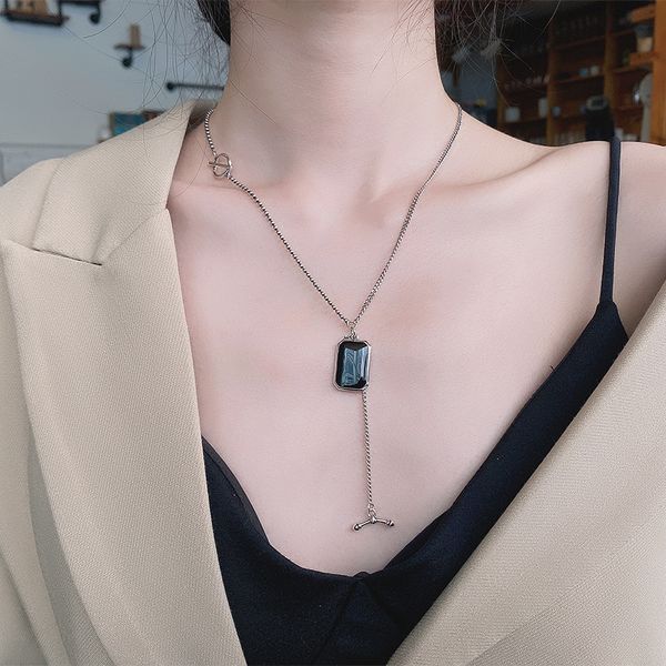 chaosheng s925 sterling silver double sided square tassel necklace personality cool sweater chain necklace female
chaosheng s925 sterling silver double sided square tassel necklace personality cool sweater chain necklace female