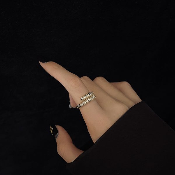 fashion women's micro set zircon simple index finger ring, indifference design, personalized ring, Black
fashion women's micro set zircon simple index finger ring, indifference design, personalized ring, Black