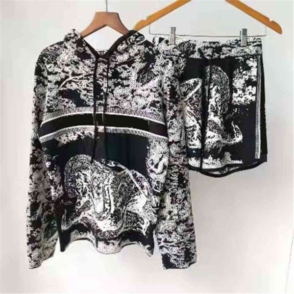 women tracksuits with letters pattern printed t shirts shorts two pieces sets for lady outwears sport tracksuit terry hoodie and long pants, Gray
women tracksuits with letters pattern printed t shirts shorts two pieces sets for lady outwears sport tracksuit terry hoodie and long pants, Gray