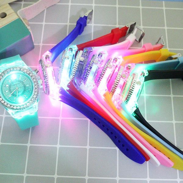 wristwatches led lights electronic women watches for girls casual glowing quartz wristwatch ladies student clock relogio feminine, Slivery;brown
wristwatches led lights electronic women watches for girls casual glowing quartz wristwatch ladies student clock relogio feminine, Slivery;brown