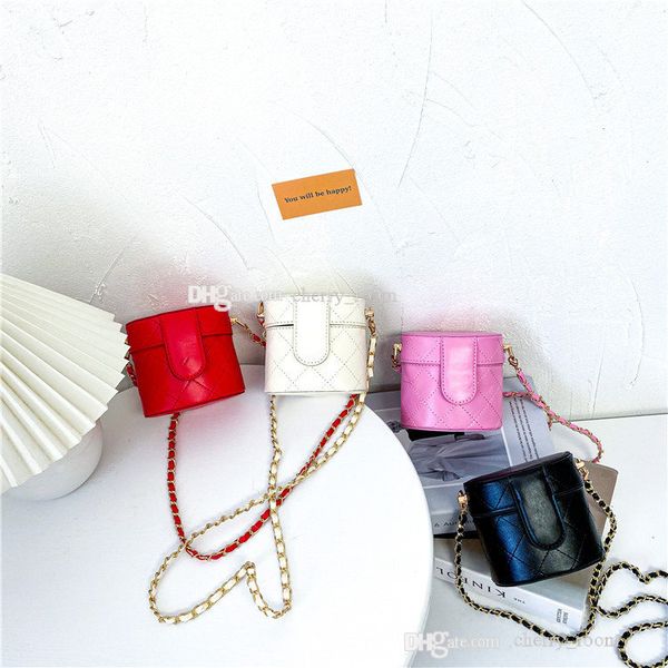children designer handbag 2021 autumn/winter mini kids chain bucket bag cute little girl pu crossbody bags accessories zero wallet f710, Black
children designer handbag 2021 autumn/winter mini kids chain bucket bag cute little girl pu crossbody bags accessories zero wallet f710, Black