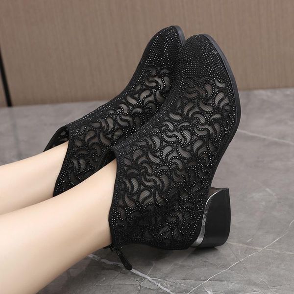 boots vicone women'shollow mesh yarn fashion thick heel leather net women's shoes breathable large-size single, Black
boots vicone women'shollow mesh yarn fashion thick heel leather net women's shoes breathable large-size single, Black