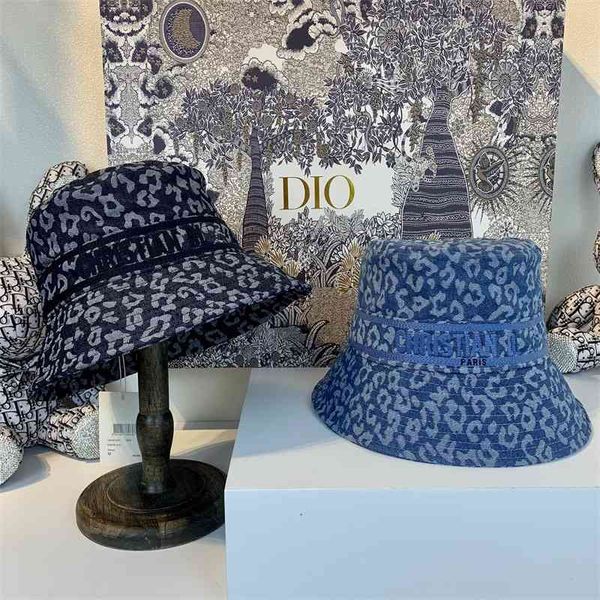 classic 21 new old flower letter fisherman fashion versatile bucket hat temperament leisure sunscreen hat, Blue;gray
classic 21 new old flower letter fisherman fashion versatile bucket hat temperament leisure sunscreen hat, Blue;gray