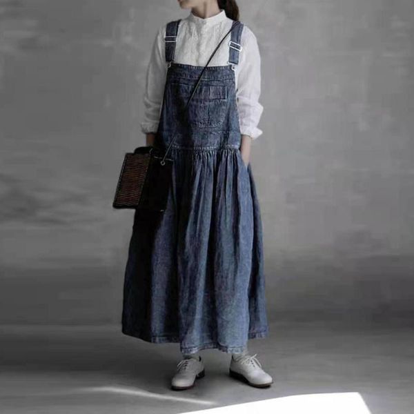 casual dresses japanese literary spring 2021 female loose strap dress, Black;gray
casual dresses japanese literary spring 2021 female loose strap dress, Black;gray